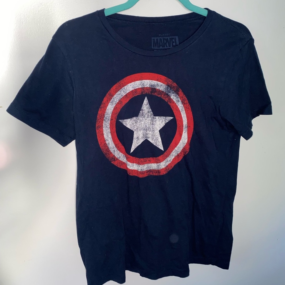 CaptIn America Graphic Tee